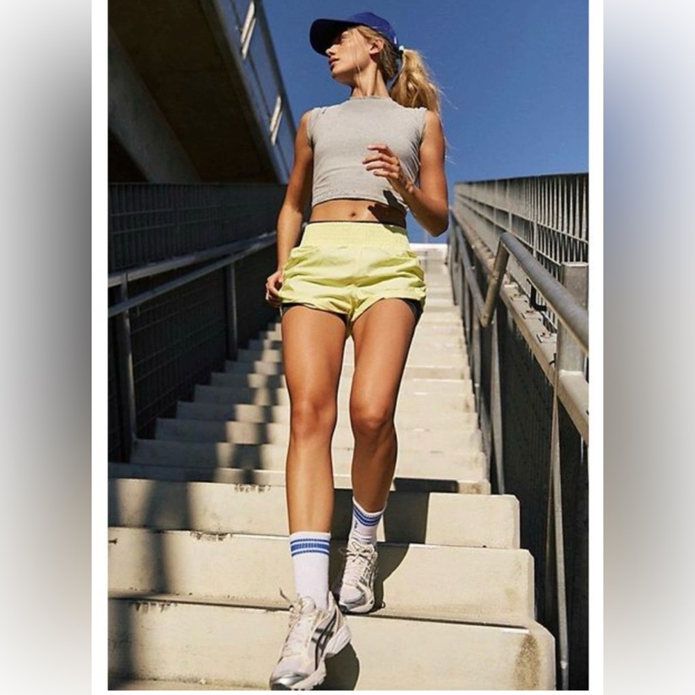 Free People Movement Women’s Ruched Side Yellow Shorts Size Large NEW